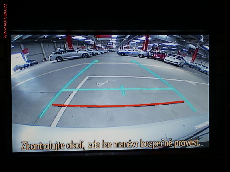 Toyota Avensis (2017) 1.8i, 2.maj,ČR, AT - fotka 23 z 23