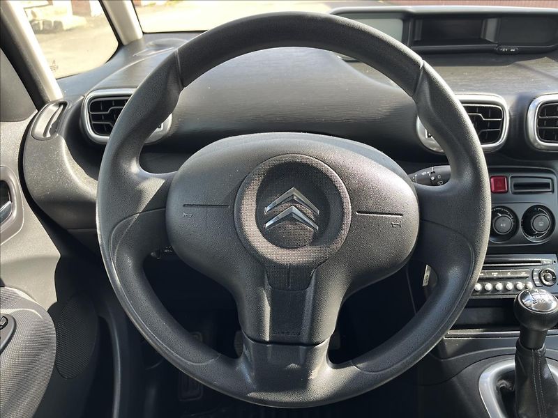 Citroën C3 Picasso 1,4 i KLIMA 4x DISK STK 9/2028 - fotka 15 z 38