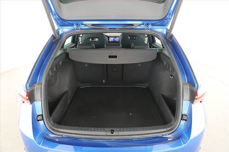 Škoda Octavia (2025) 1.5 eTSI mHEV, SPORTLINE - fotka 15 z 16