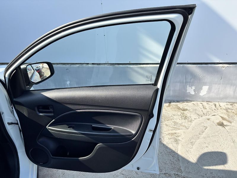 Mitsubishi Space Star (2020) 1.0 MIVEC 52kW Serv. Historie - fotka 12 z 27