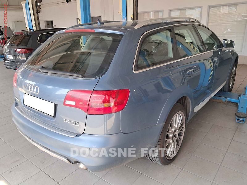 Audi A6 Allroad (2007) 3.0TDi Quattro, servis.kniha - fotka 2 z 3