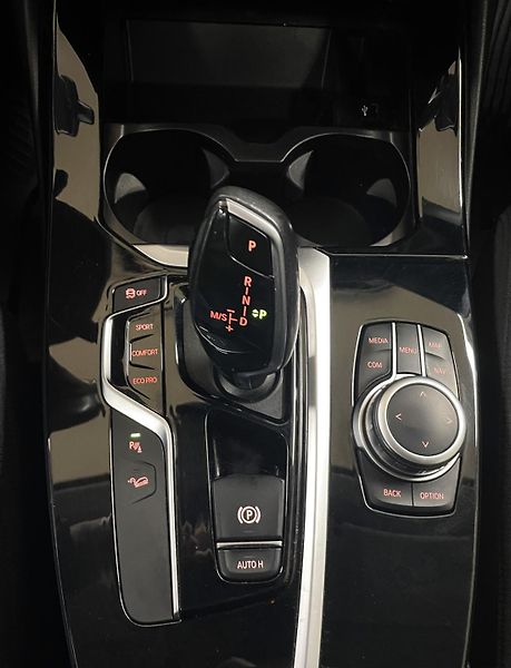 BMW X3 20d xDrive 140kW, ČR - fotka 20 z 30