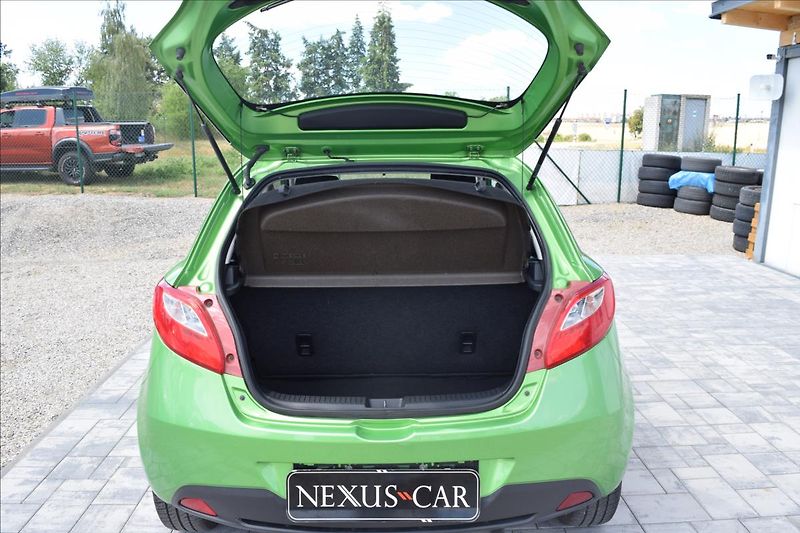 Mazda 2 1,4 I 55KW NOVÁ STK KLIMA - fotka 22 z 39
