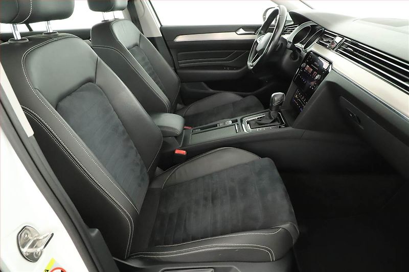 Volkswagen Passat (2020) 1.5 TSI - fotka 7 z 21