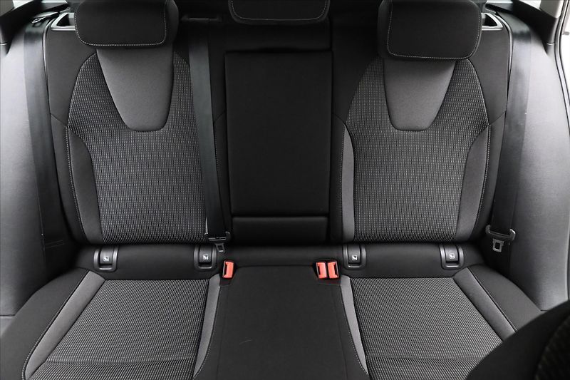 Škoda Octavia 1,4 TSI iV 110 kW DSG Ambition - fotka 27 z 30