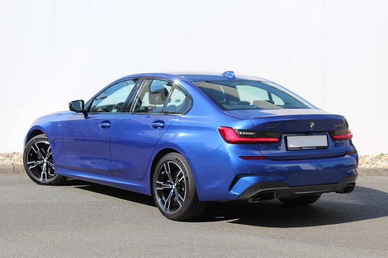 BMW Řada 3 M340i xDrive Sedan - fotka 8 z 23