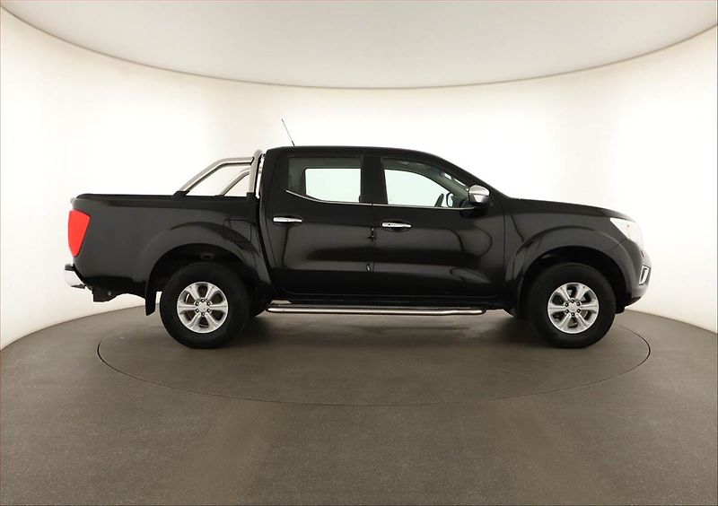 Nissan Navara (2018) 2.3 dCi - fotka 6 z 16