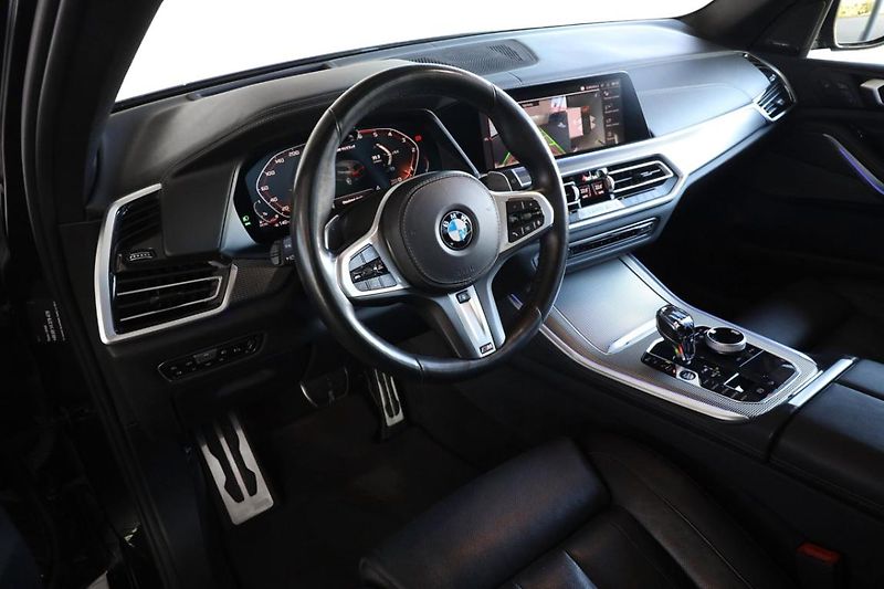 BMW X5 M50d - fotka 5 z 24