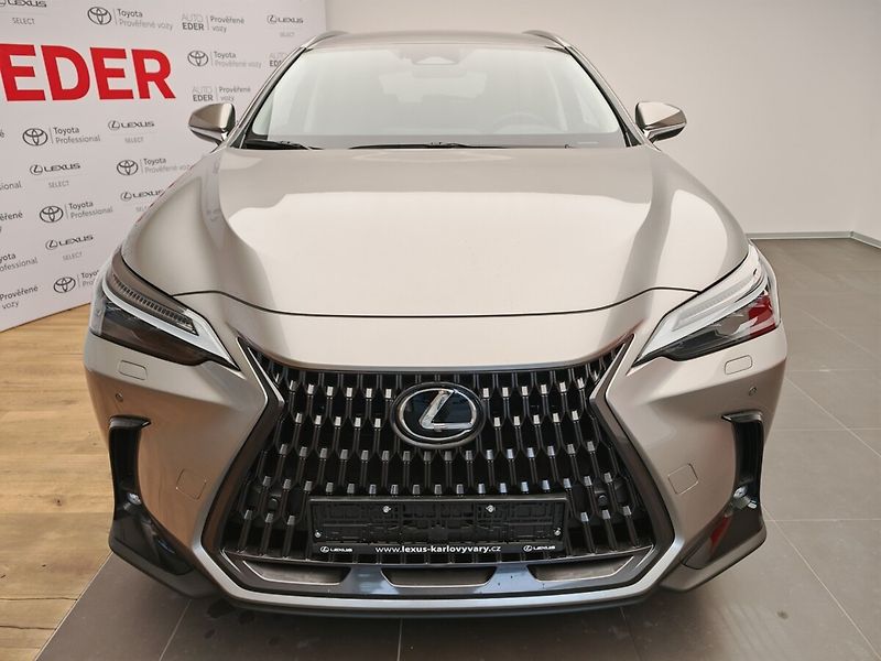 Lexus NX 450h plus 450h+ Executive TOP - fotka 2 z 41