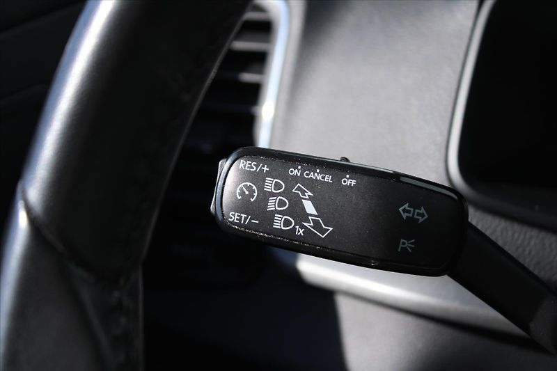 Škoda Karoq 2.0TDI 110kW 1MAJ. ČR - fotka 14 z 27