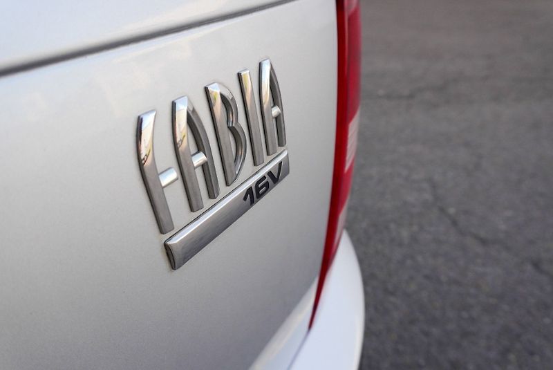 Škoda Fabia 1.4 AUTOMAT - fotka 12 z 21