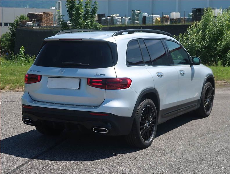 Mercedes-Benz GLB (2024) 200 d 4MATIC - fotka 5 z 14