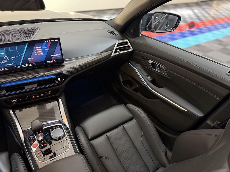 BMW M3 Competition xDrive NEW BLACK  - fotka 19 z 50