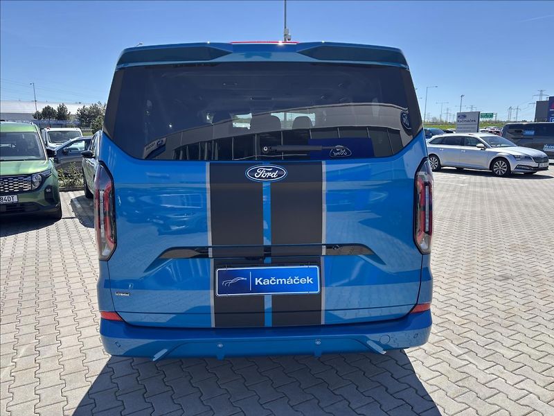 Ford Tourneo Custom 2,5 PHEV Sport 171kW - fotka 4 z 35