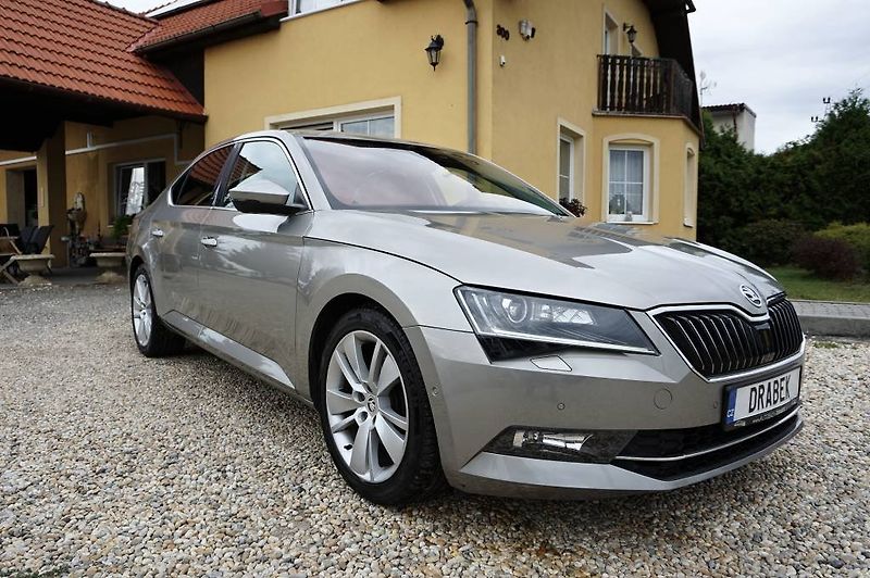 Škoda Superb (2015) STYLE PLUS 2,0 TDI 140 kW - fotka 1 z 52