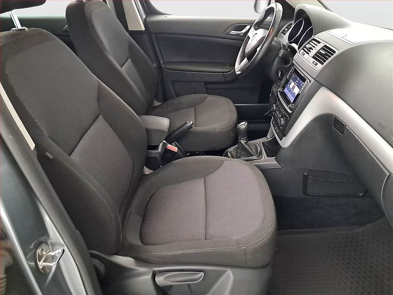 Škoda Yeti (2016) Ambition 2.0 TDI, 4X4, ČR - fotka 9 z 15