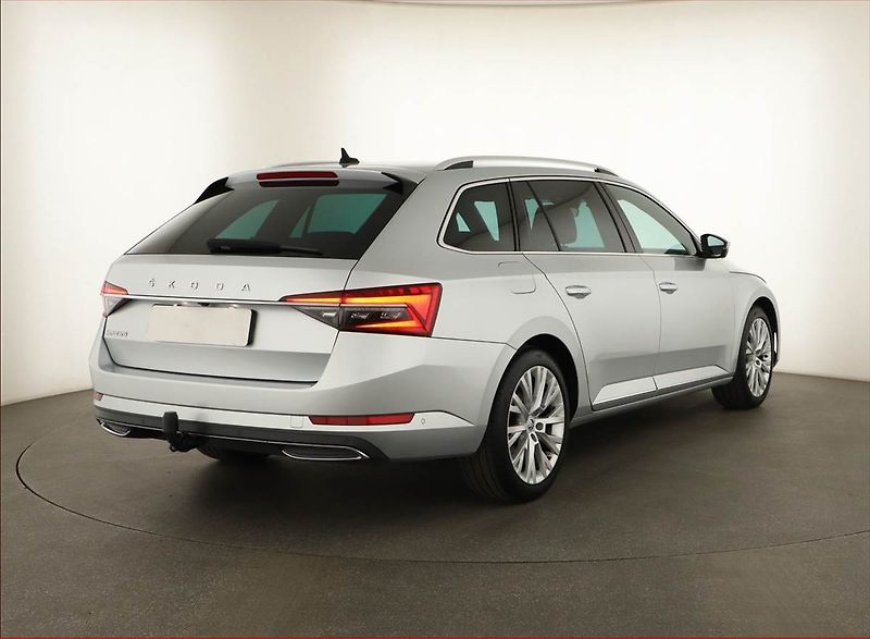 Škoda Superb (2021) Laurin&Klement 2.0 TDI - fotka 5 z 24