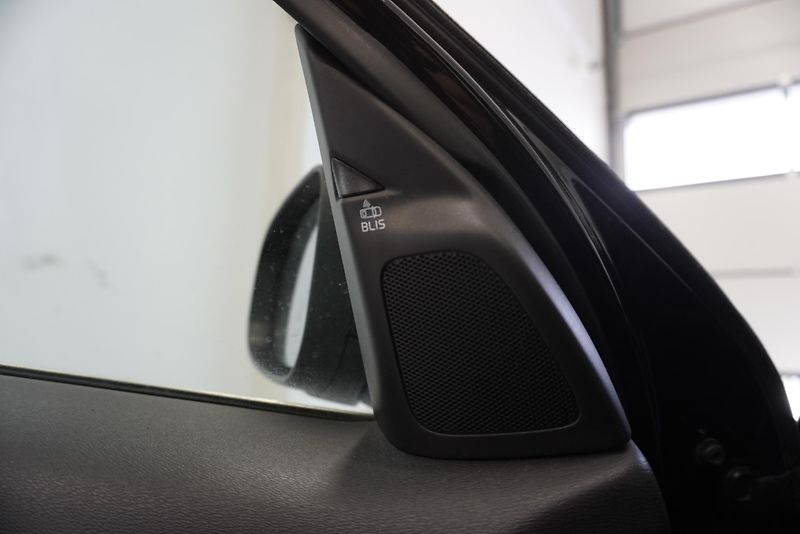 Volvo S60 D5 AUTOMAT - fotka 16 z 28