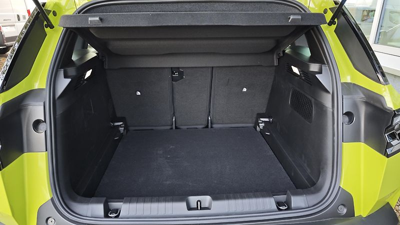 Jeep Compass (2026) Altitude hybrid 145PS automat  - fotka 21 z 25