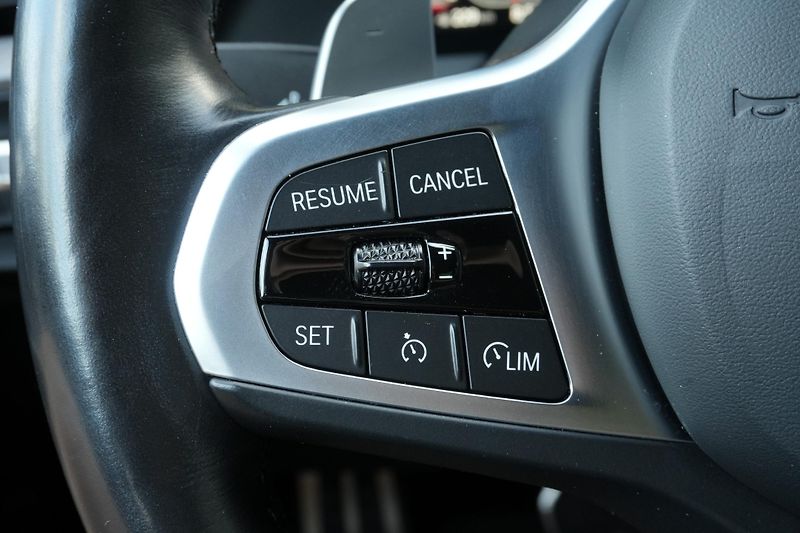 BMW Řada 1 M135i xDrive, Harman, Komfort - fotka 12 z 32
