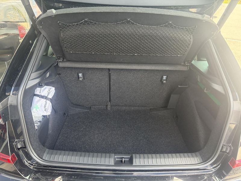 Škoda Kamiq 1.0TSi 85kW Monte Carlo - fotka 23 z 26