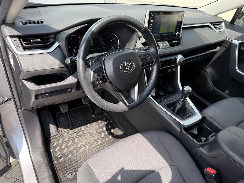 Toyota RAV4 2,0 Comfort Style Navi - fotka 7 z 19