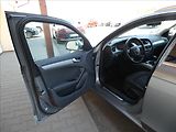Audi A4 2,0 TDi 125kW serviska,NAVI - náhled 18