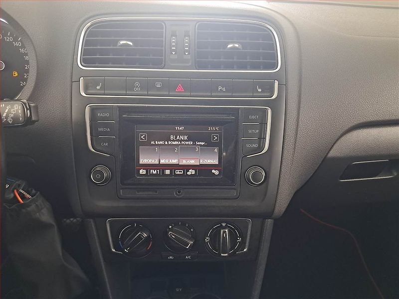 Volkswagen Polo (2016) 1.2 TSI, Serv.kniha, Tempomat - fotka 12 z 15