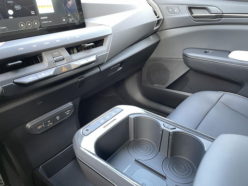 Kia EV5 (2026) 4x4 GT-Line EvoPark+Tech+PNS - fotka 18 z 28