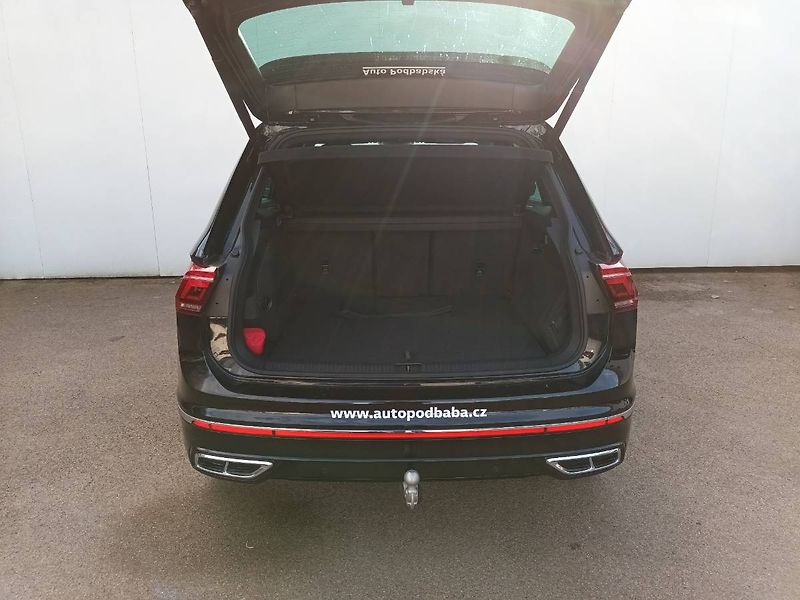 Volkswagen Tiguan (2023) R-Line 1,4 TSI / 180 kW eHybri - fotka 27 z 30