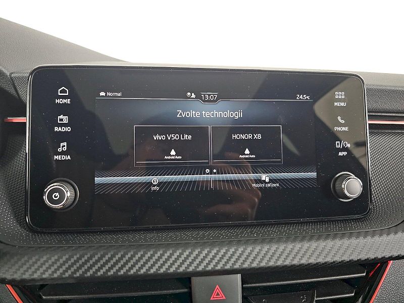 Škoda Kamiq (2025) 1.0TSI 85kW DSG Monte Carlo TA - fotka 14 z 24