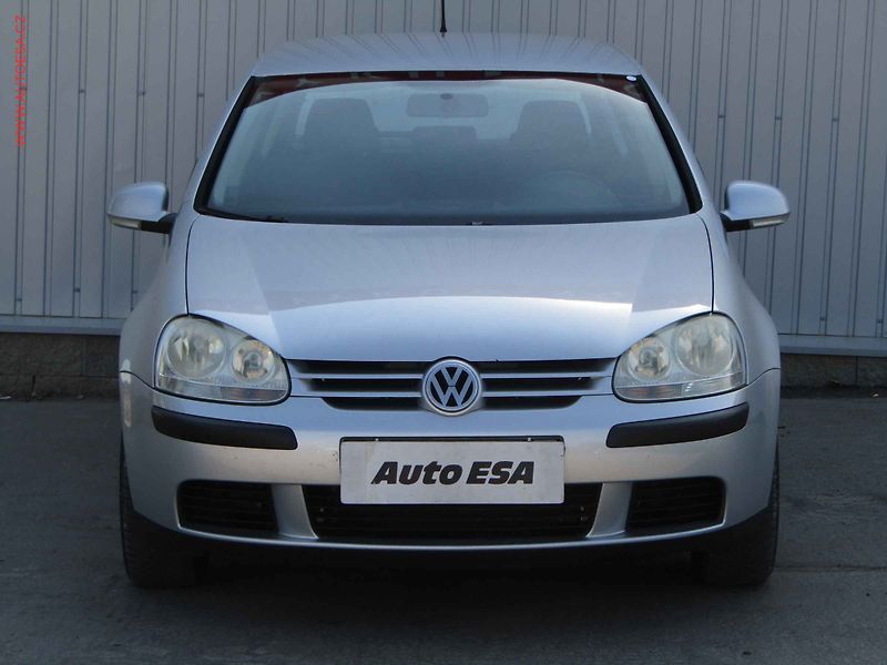 Volkswagen Golf (2007) 1.6MPi, Klima - fotka 2 z 15