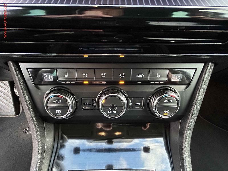 Škoda Superb (2016) 1.6 TDi, AC, výhřev sed. - fotka 14 z 19