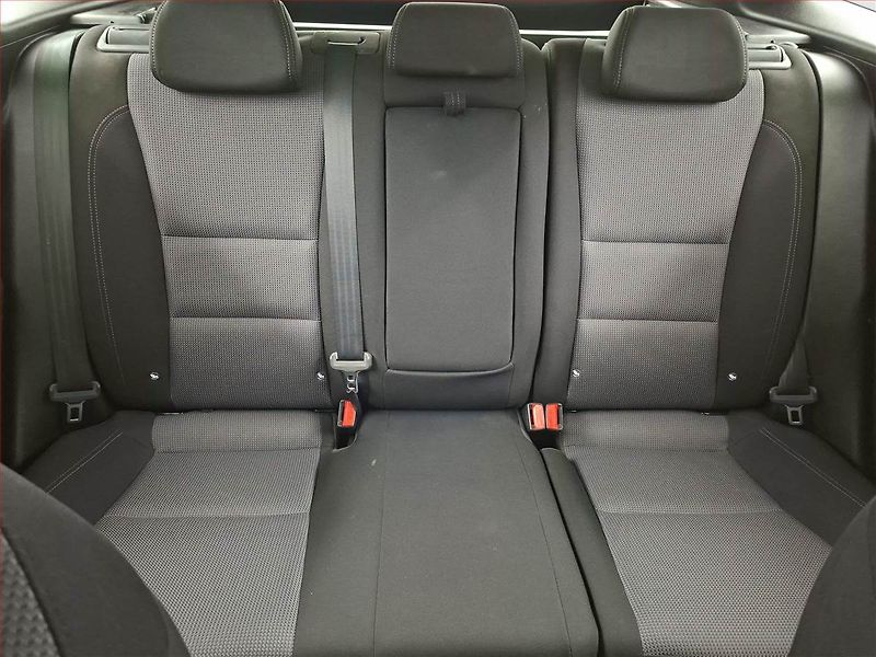 Hyundai i30 (2016) 1.6 MPI, LPG, Tempomat - fotka 10 z 16