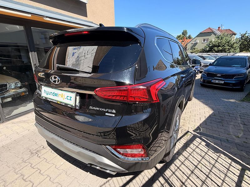 Hyundai Santa Fe 2.2-PREMIUM-AUTOMAT-KŮŽE - fotka 10 z 26