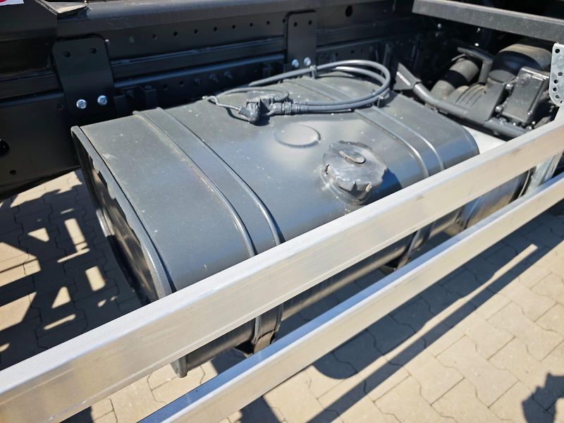 MAN TGL 12.180 nový 8t hákový nosič - fotka 15 z 23