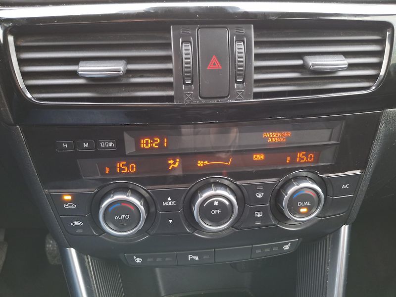 Mazda CX-5 2.0 121KW  Rezervace - fotka 28 z 36