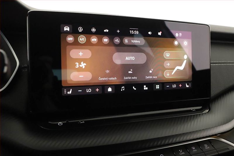 Škoda Octavia (2025) 1.5 eTSI mHEV, Sportline - fotka 16 z 21