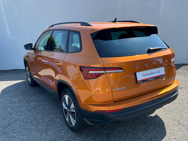 Škoda Karoq (2023) 1.5 TSI 110kW Style - fotka 28 z 28