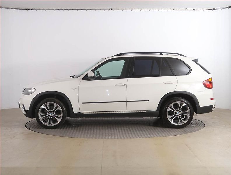 BMW X5 (2012) xDrive40d, 4X4, Automat - fotka 3 z 23