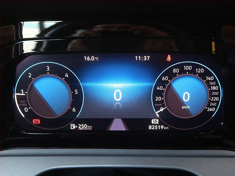 Volkswagen Golf (2022) 2.0 TDI, ČR,1.maj, Tempomat - fotka 11 z 17