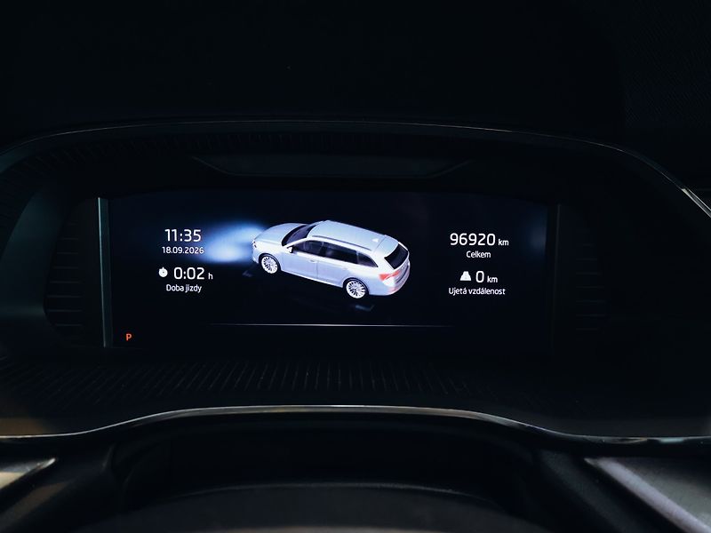 Škoda Octavia 2.0 TDI 110kW DSG Ambition - fotka 16 z 27