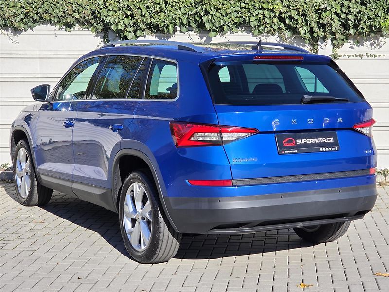 Škoda Kodiaq 2,0 TSi DSG 4x4 Tažné Style Pr - fotka 4 z 26