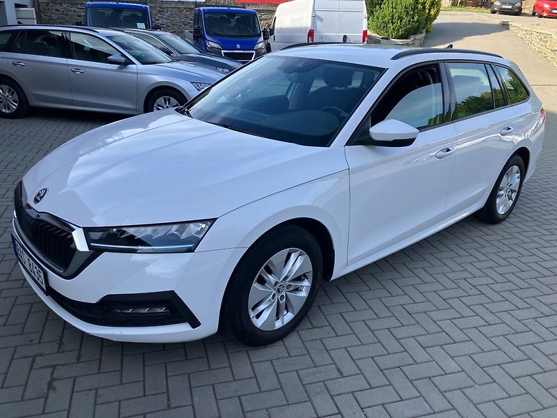 Škoda Octavia (2021) 2.0TDI AMBITION NAJ.53TKM - fotka 11 z 28