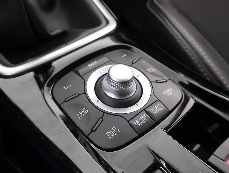Renault Laguna (2011) 2.0 dCi, Serv.kniha, Navi - fotka 20 z 21