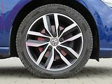 Volkswagen Golf (2018) 2.0TDi, Navi, park.čidla - náhled 28