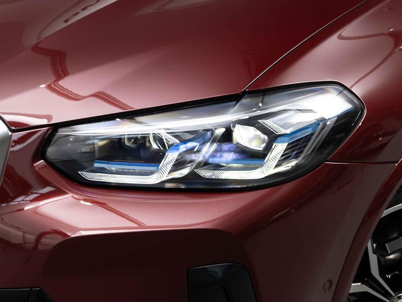 BMW X4 xDrive30d - fotka 8 z 24