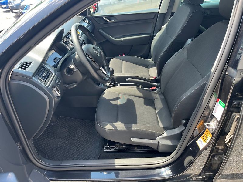 Škoda Rapid (2014) 1.6 TDi Velmi pěkný - fotka 7 z 15