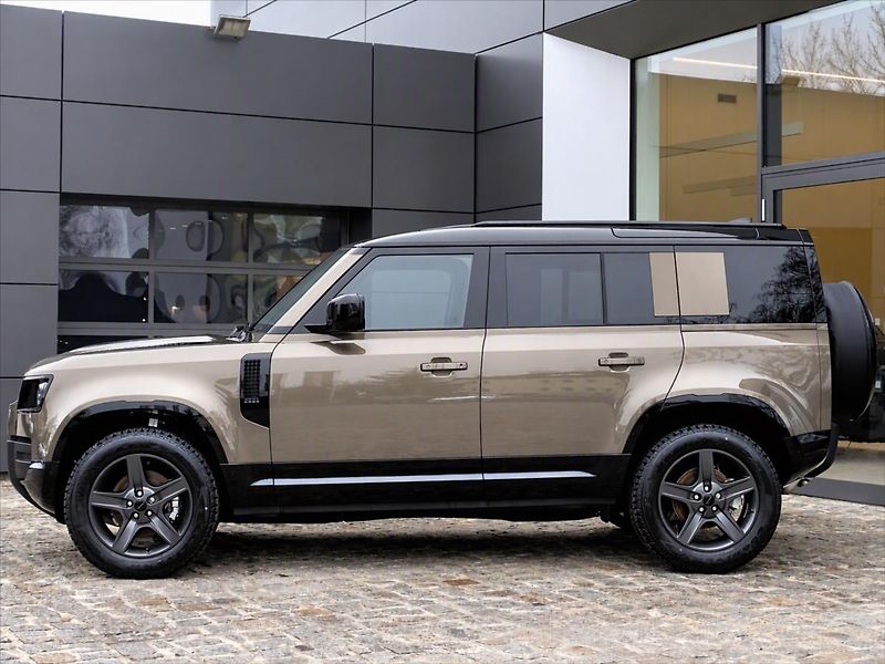 Land Rover Defender (2026) 110 D250 X-DYNAMIC SE - fotka 2 z 24