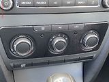 Škoda Octavia (2009) 1.6 i, AC - náhled 13